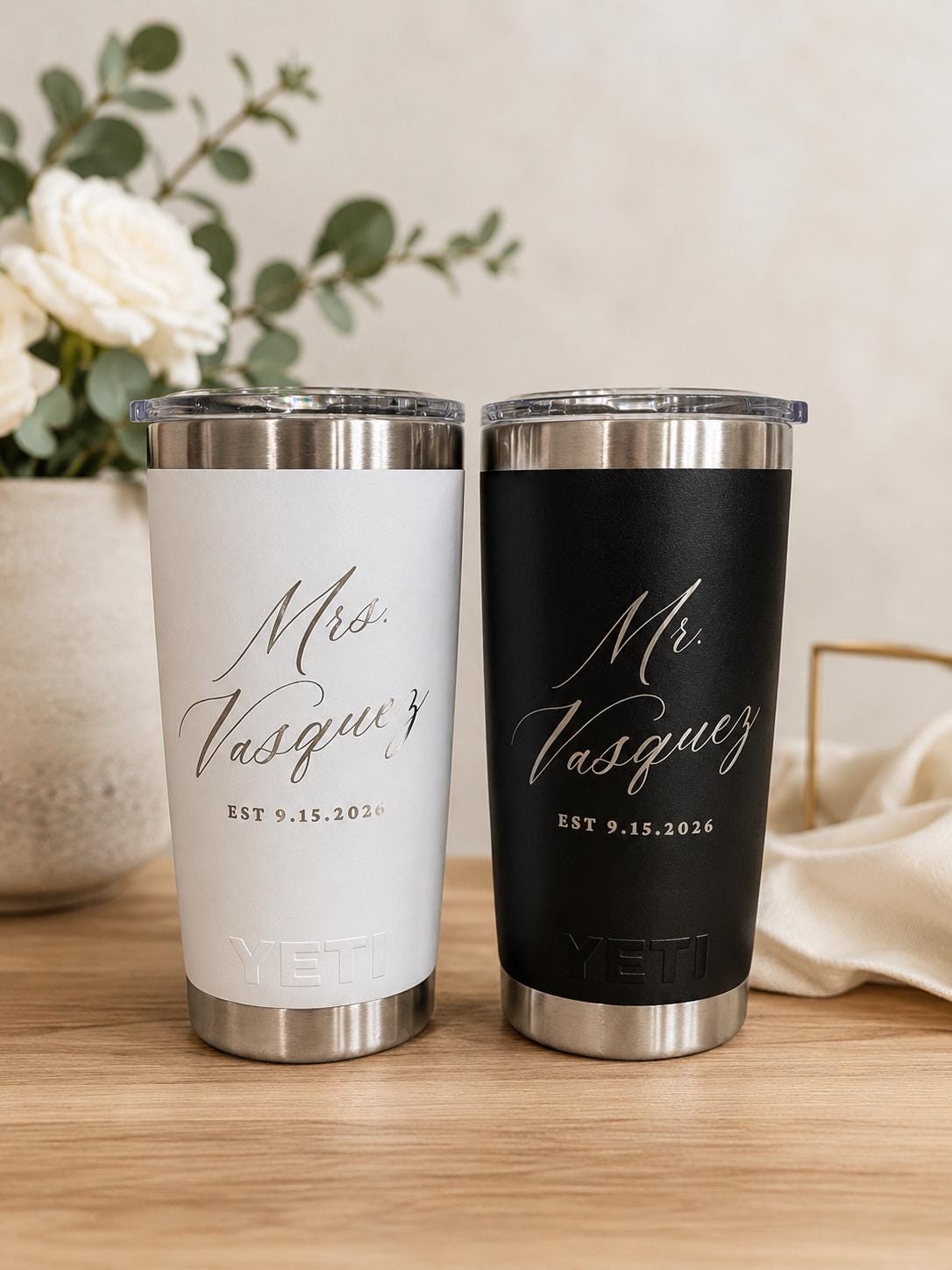 Bride and Groom Gift, Wedding Gift for Couple, Engagement Gift, Anniversary Gift, Newlywed Gift, His and hers Tumbler, Mr. and Mrs. Gift